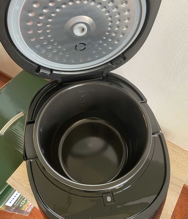 Мултикукър Philips HD4749/70, 22 Автоматични програми, Черен