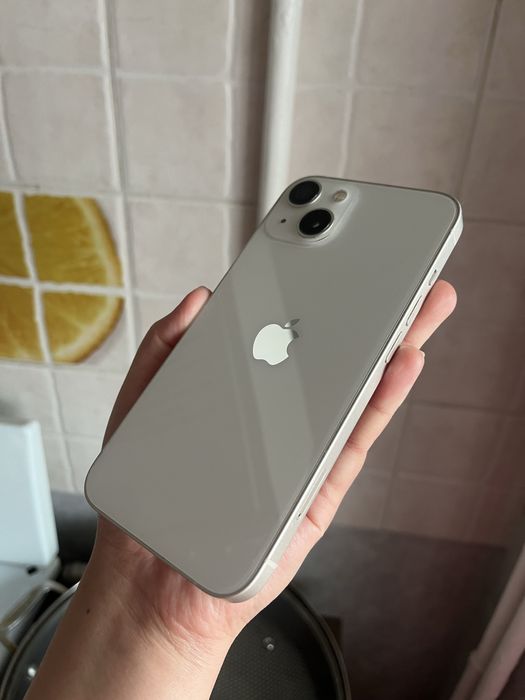 Айфон 13 256гб отличный