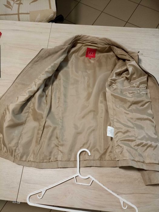 Мъжко яке от естествен набук, намалена цена.