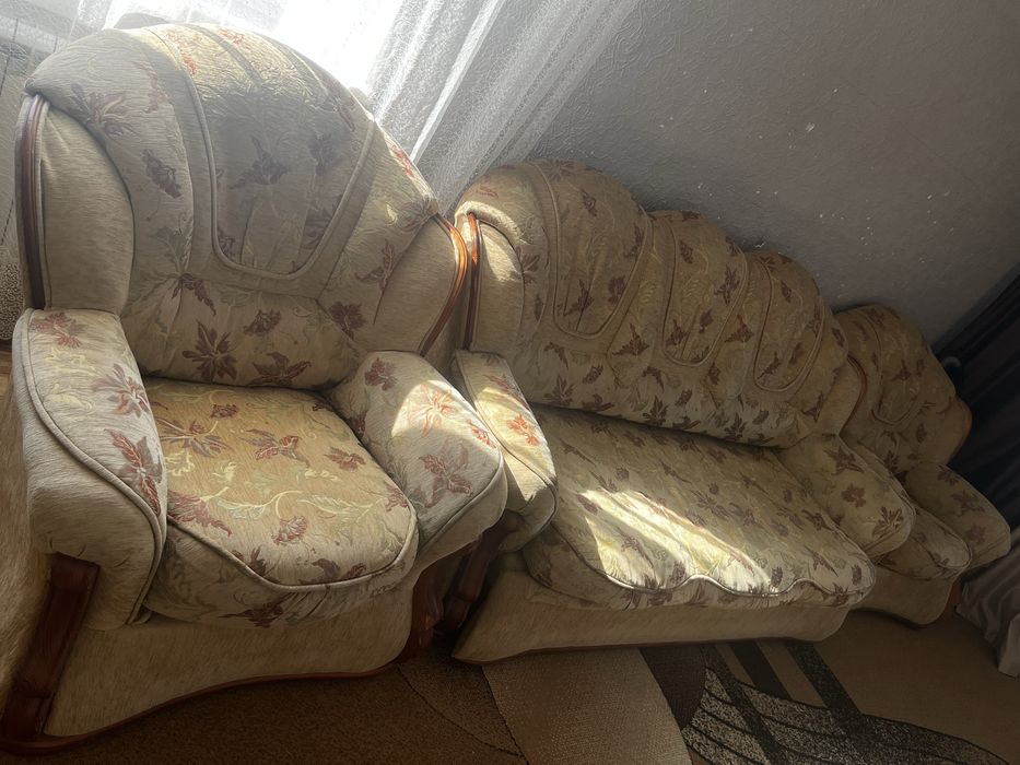 Диван и два кресла Потютьков