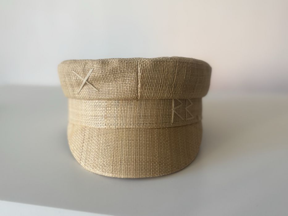 RB Шапки Ruslan Baginskiy