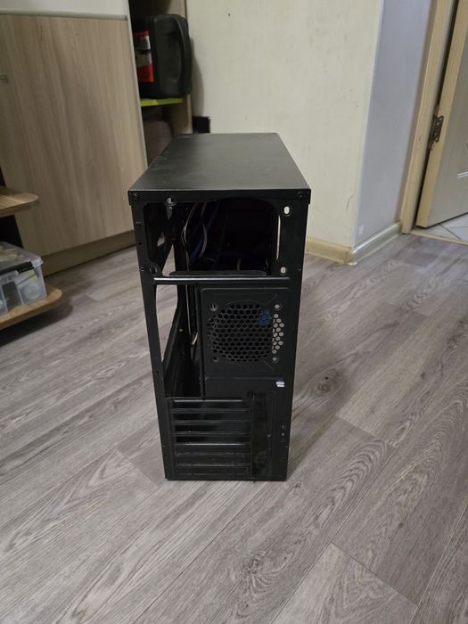 Корпус для компьютера aerocool