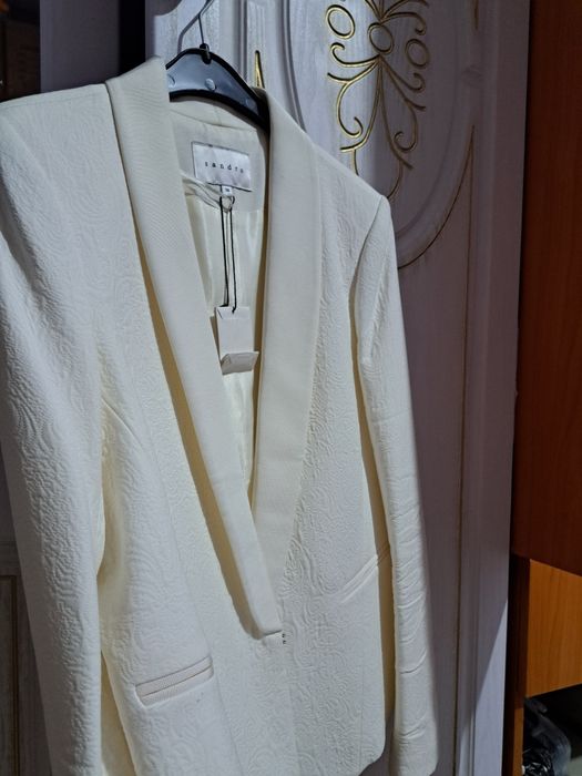 Костюм сатылады. 5000  тг