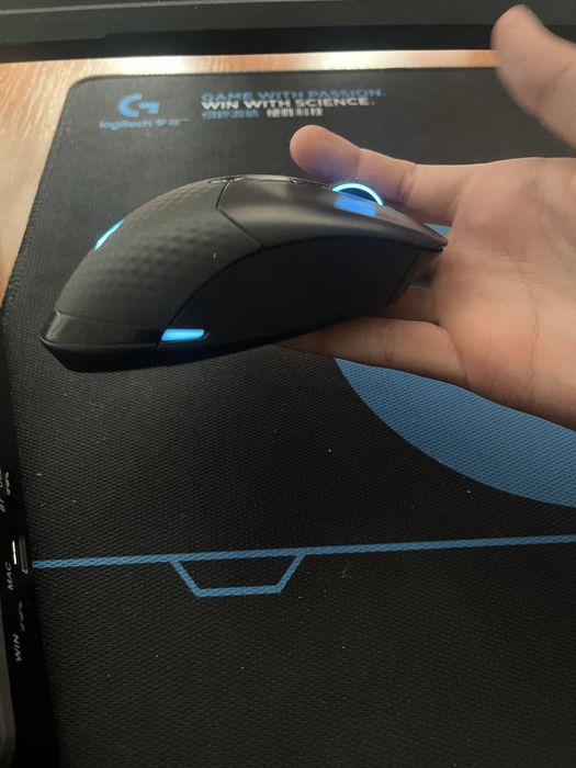 продам мышку Corsair