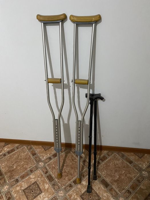 Костыли в хорошем состоянии