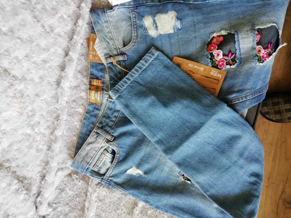 2 панталона Zara, 1 Caliope и дънки с бродерия