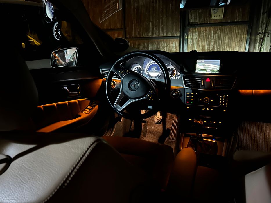 MERCEDES-BENZ E-Class 2012 — imagine 5