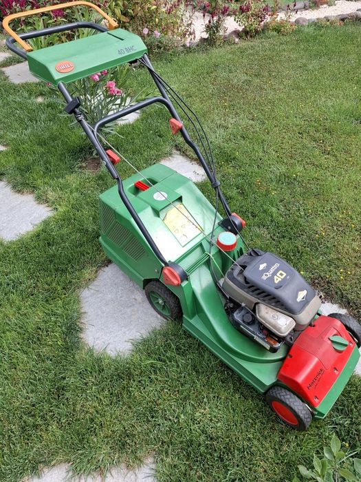 Бензинова косачка за трева