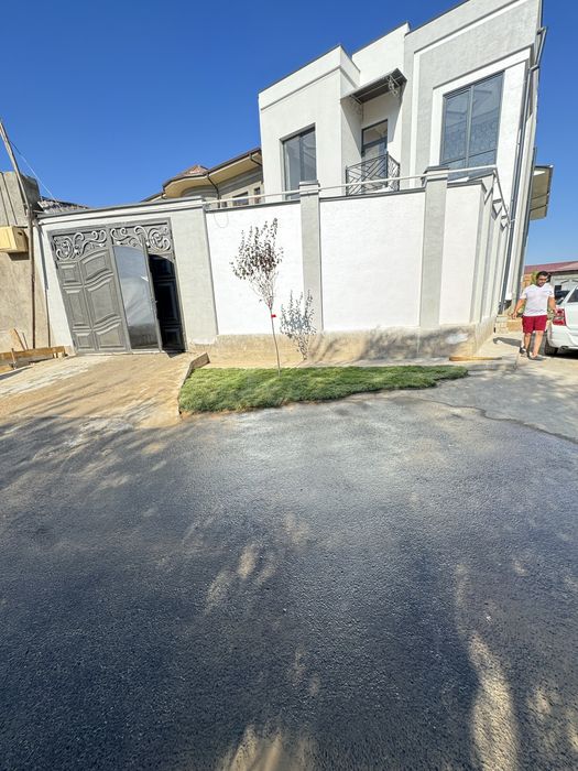 Уй Сотилади янги узим учун сифатли курилган. Нархини келиштириб берама