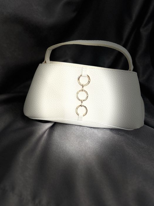 сумки новые по 2000