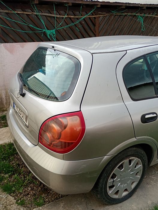 Nissan Almera  de vînzare