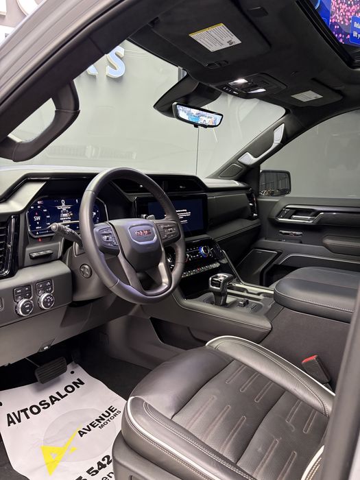 Продается GMC SIERRA