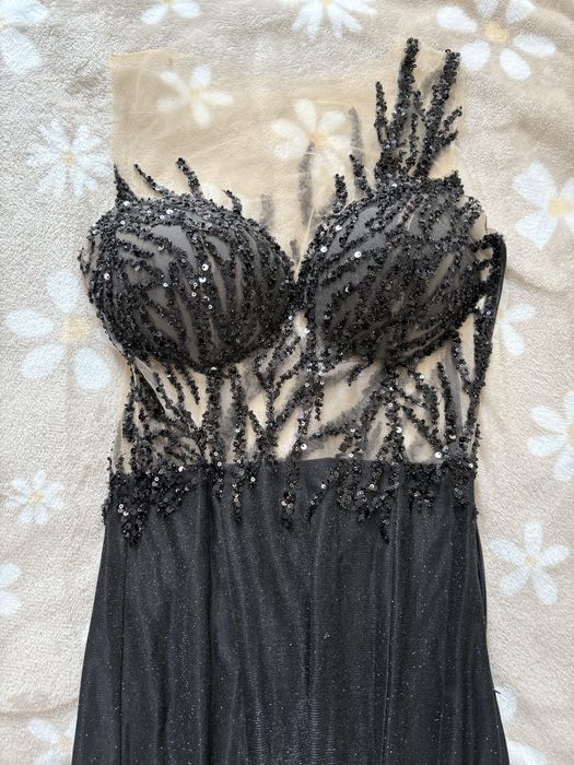 Бална рокля.