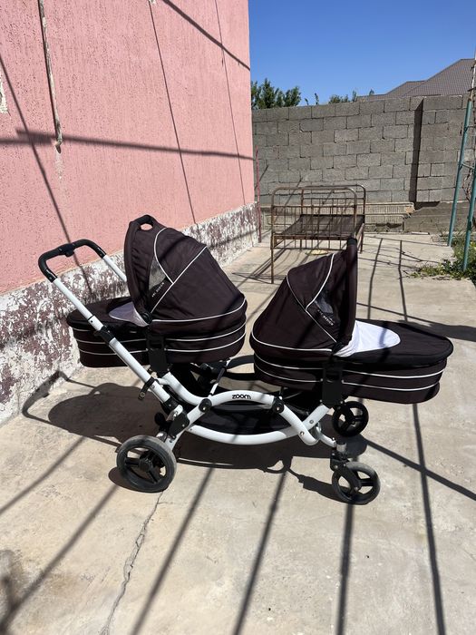 Коляска для двойни