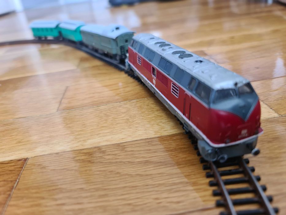 Електрическо Влакче с локомотив и вагони Пико ТТ / Влакчета Piko TT