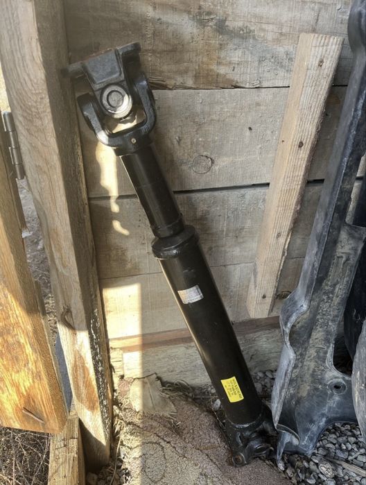 Продам Вал карданный