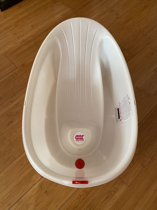 OK BABY Cada copii bebelusi de culoare alba