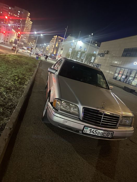 Продам мерседес с180