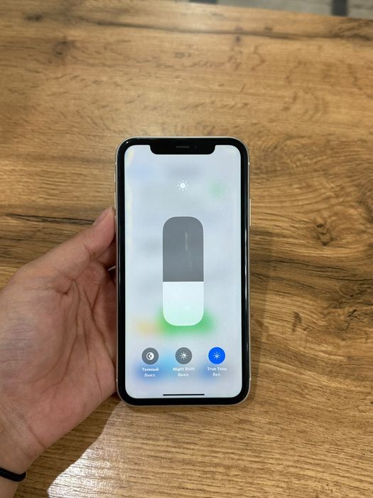 iPhone 11  128GB
