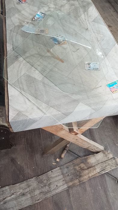 Продам 2 болона целые