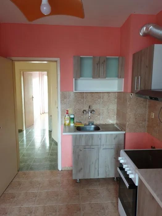 Дава се под наем Двустаен апартамент в София, Център - 65 кв.м за 500 € - Снимка #1