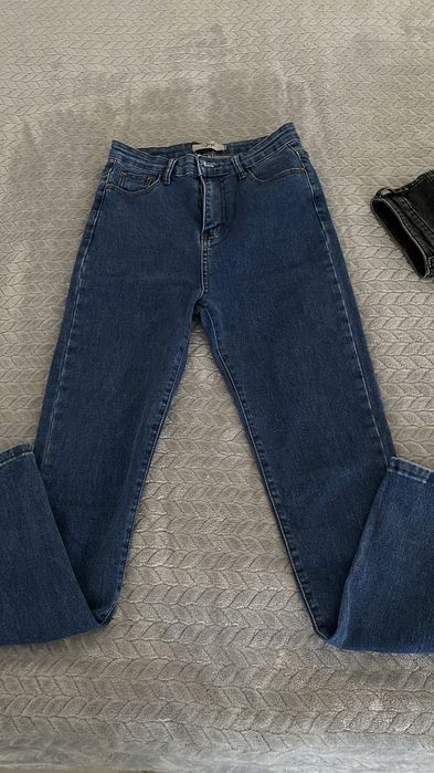 Отдам почти даром