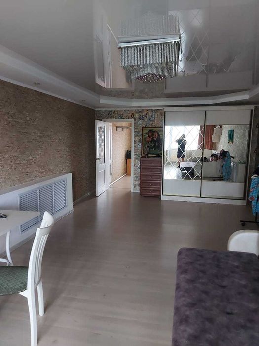 Продам коттедж в спальном районе