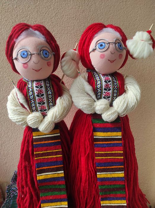 Баба Марта около 50 см височина, стояща