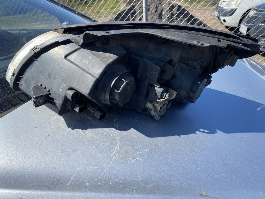 Десен фар за Hyundai i30-2008г