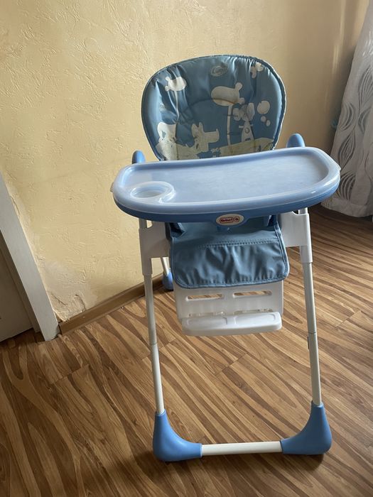 Стульчик для кормления.в подарок кенгуру