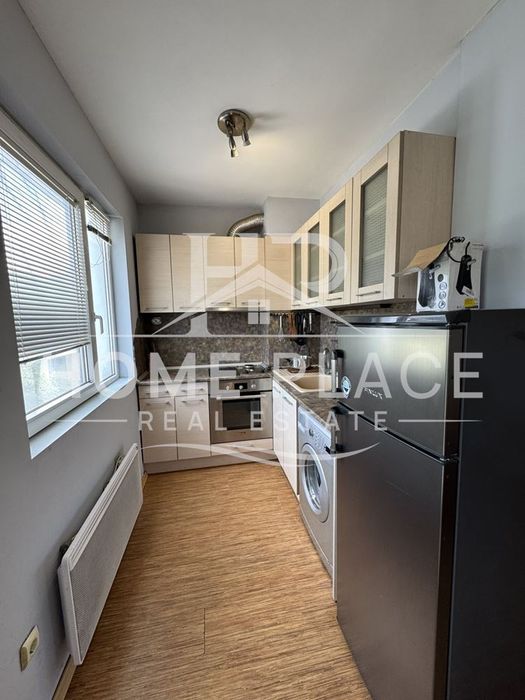 Дава се под наем Тристаен апартамент в Варна, Левски - 85 кв.м за 448.8 € - Снимка #1