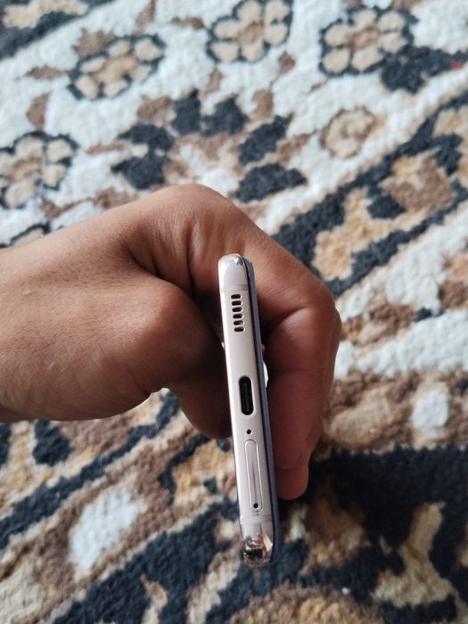 Samsung s21 5g srochna sotiladi