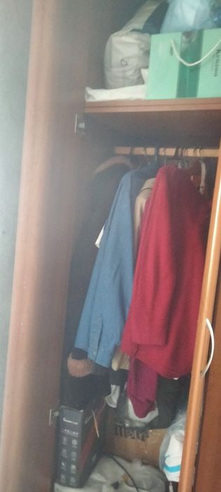 Продам срочно шифонер