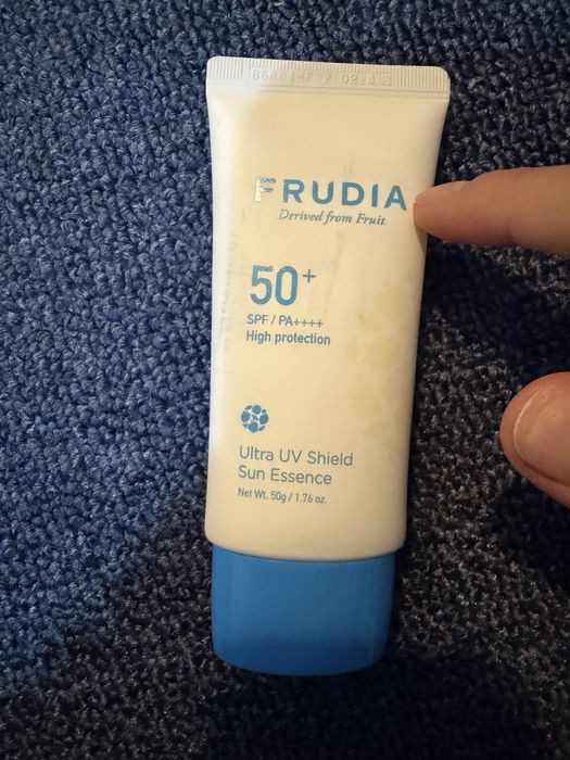 Plicuri de dama la pret de 30 amandoua