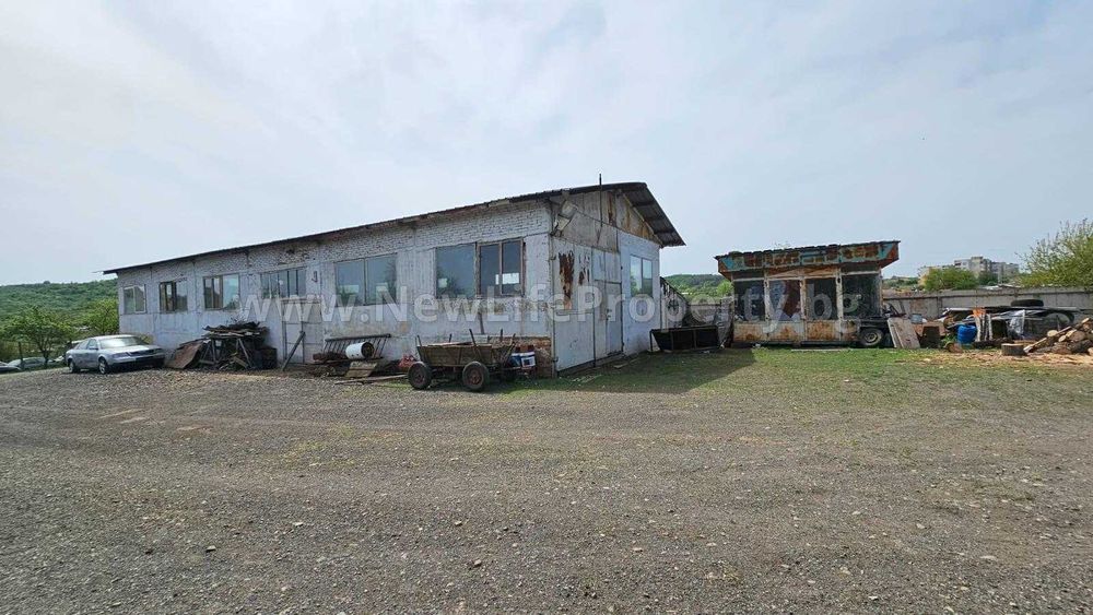Продава се Промишлена сграда в Средец - 5500 кв.м за 15 €/кв.м - Снимка #8