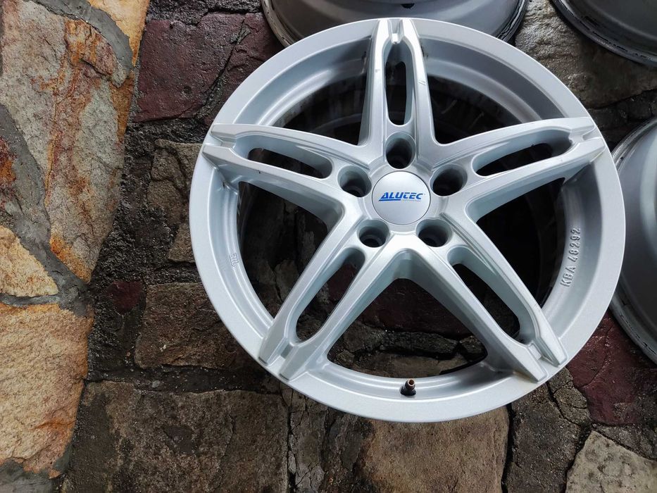 5х112 - 17 цола лети джанти 5x112 Alutec Audi VW Skoda Seat .