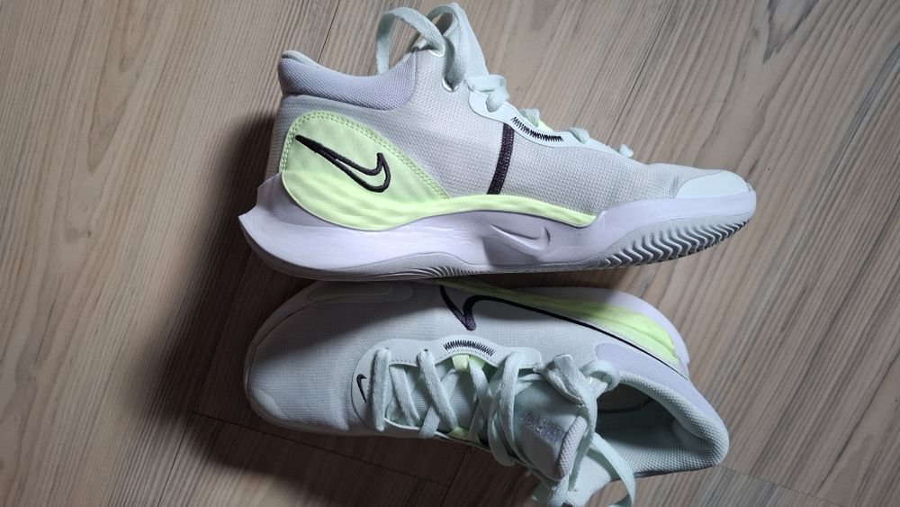 Найк Nike нови от Англия