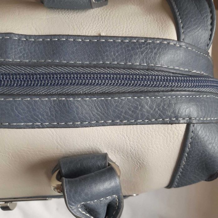 Чанта Deichmann   тип боулинг в беж и синьо