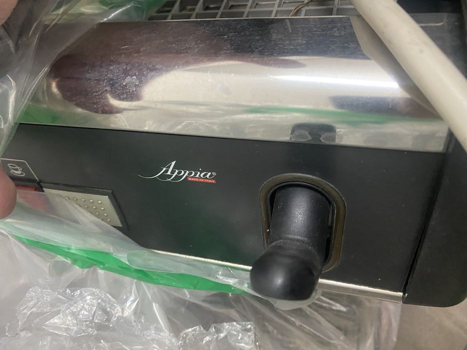 Nuova simonelli кофемашина