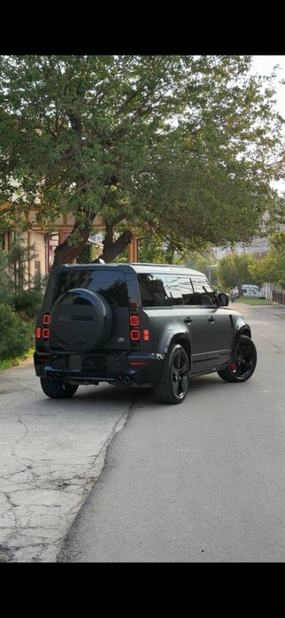 Range Rover Defender