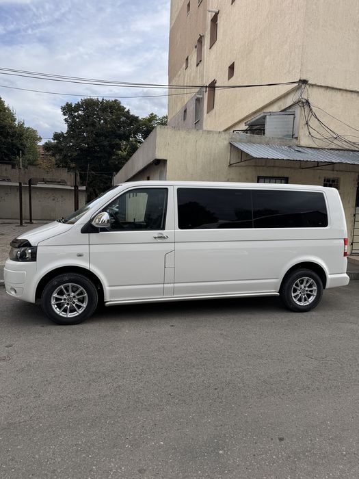 VOLKSWAGEN Transporter 2012 — imagine 5