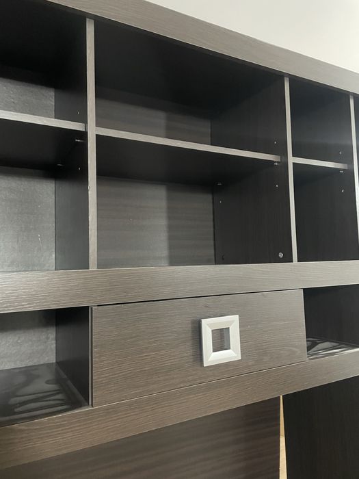 Шкаф для гостиной или спальной