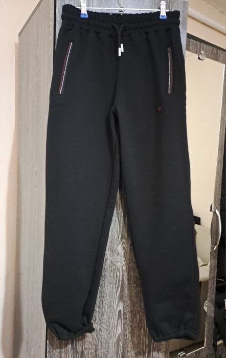 Продам новые спортивные штаны