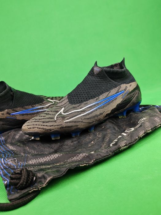 Професионални бутонки Nike Phantom GX Elite DF FG