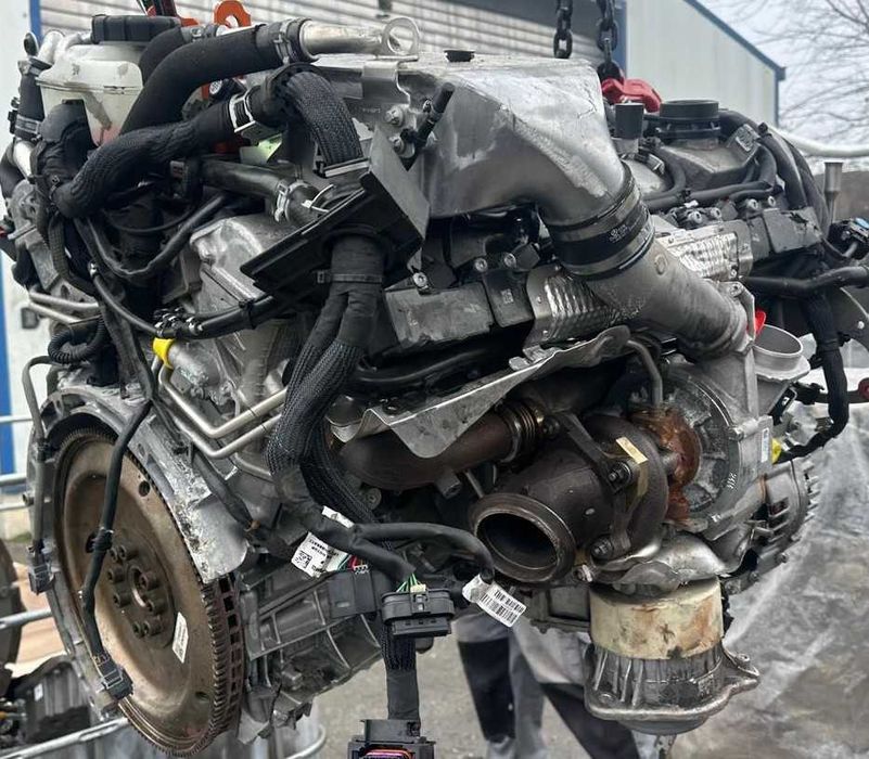 Piese Motor Mercedes OM275 V12