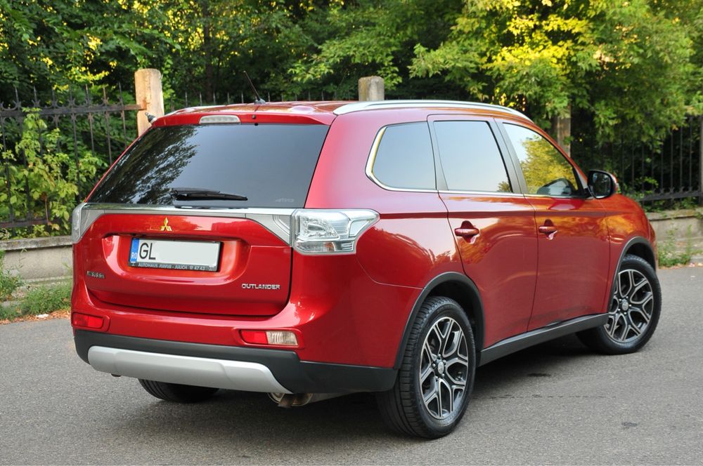 MITSUBISHI Outlander 2015 — imagine 3