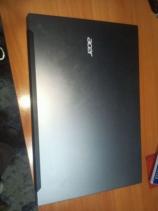 Acer aspire lite AMD Ryzen 5 7430U