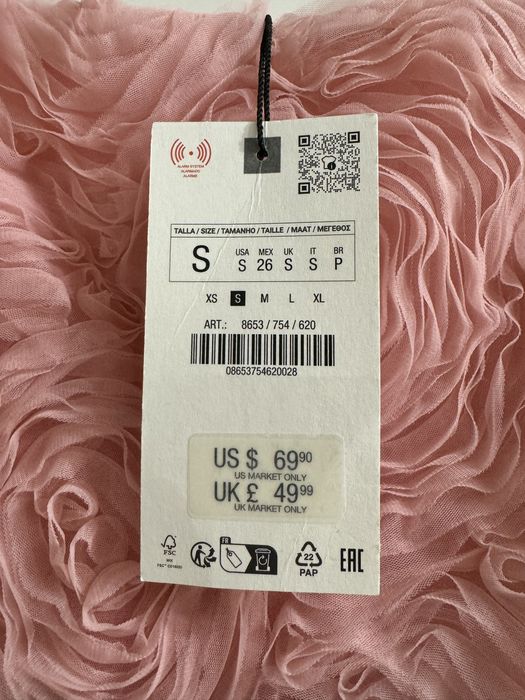 Кокетна розова рокля Zara