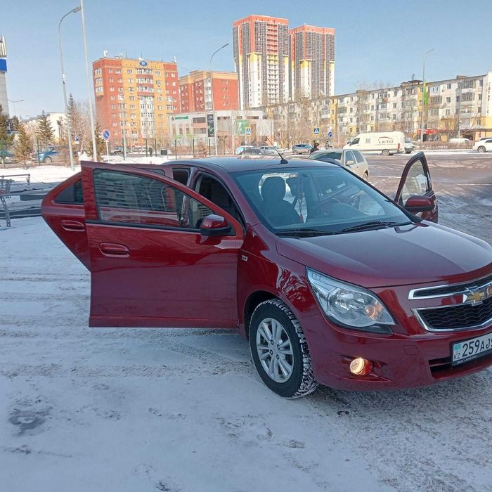 Продам Шевролет кобальт 2023 г есть торг