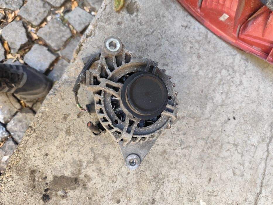 Динамо за toyota auris бензин видите ай от 2006 година и нагоре